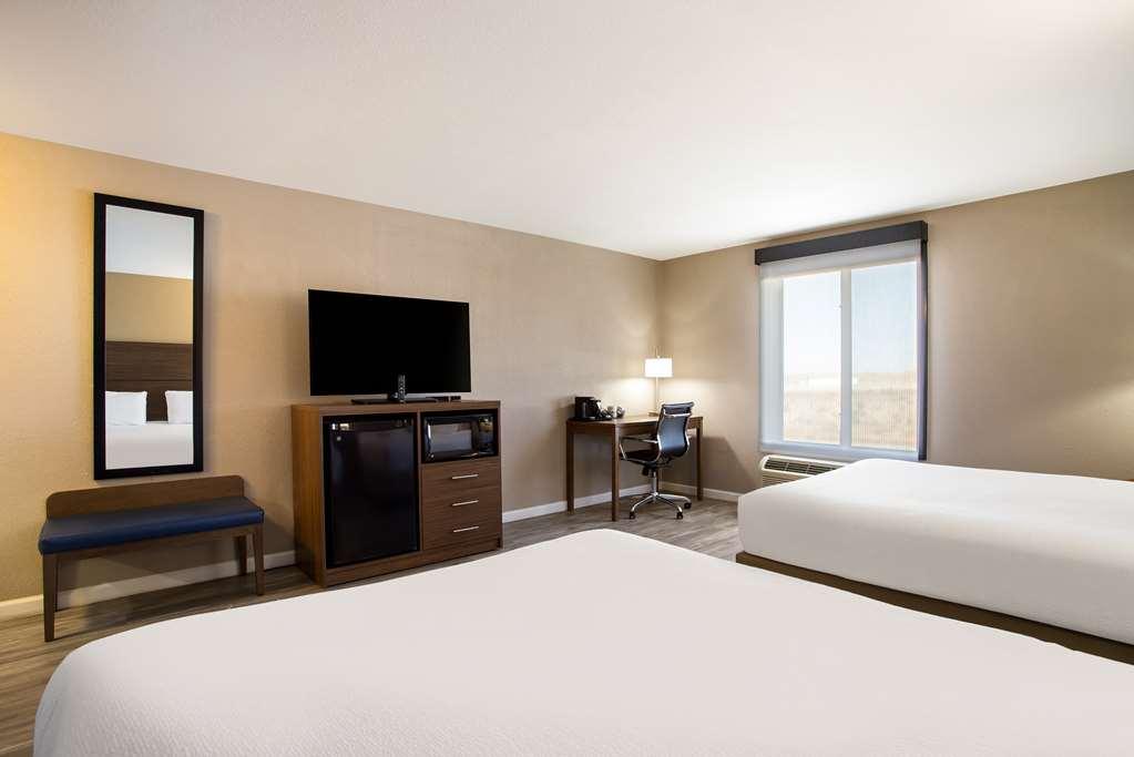 Western West Hotel 3*