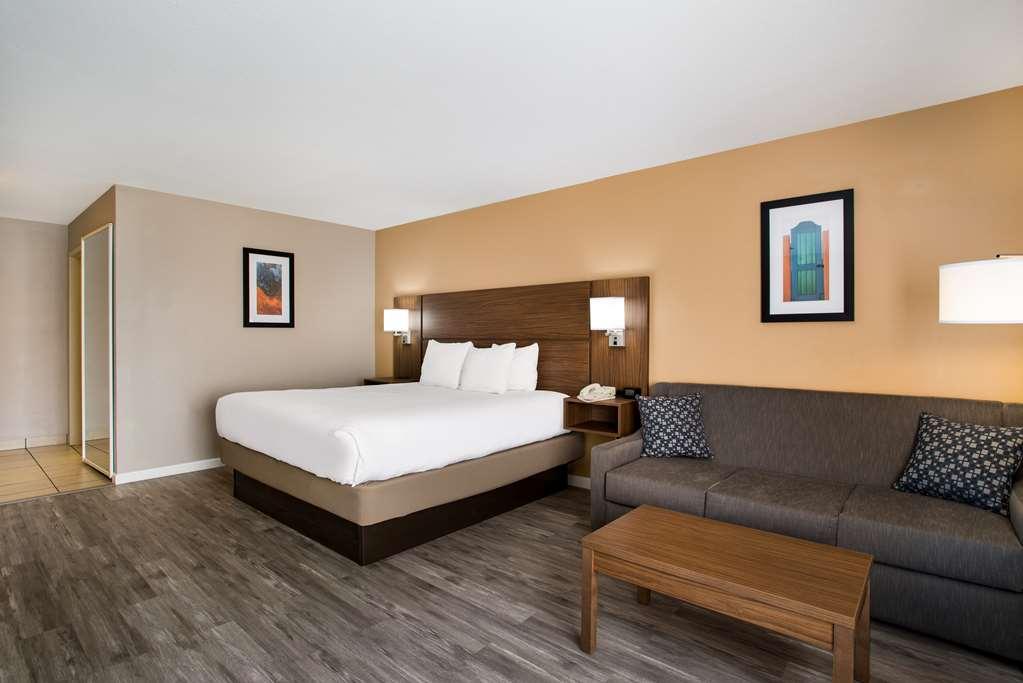Western West 3* Gallup